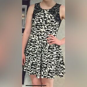 Patterned black and white mini dress